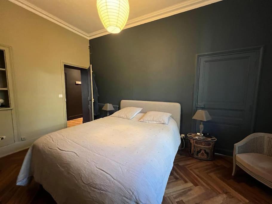Coeur De Ville, Garage Prive Et Gratuit Avec Terrasse ! 卡奥尔 外观 照片